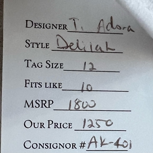 NWOT Romantic a-line Wedding dress unaltered - Picture 6 of 8